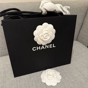 Chanel shopping bag